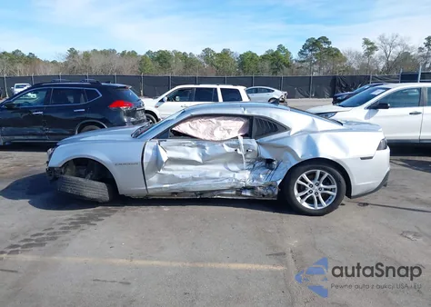 2015 Chevrolet Camaro 2Ls z USA, uszkodzony, nr VIN 2G1FB1E32F9257164